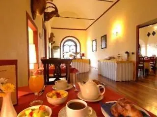 Castello Di Carimate Hotel