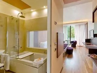 Castello Di Carimate Hotel