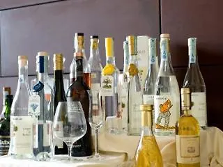 Castello Di Carimate Hotel 4*,  Italia