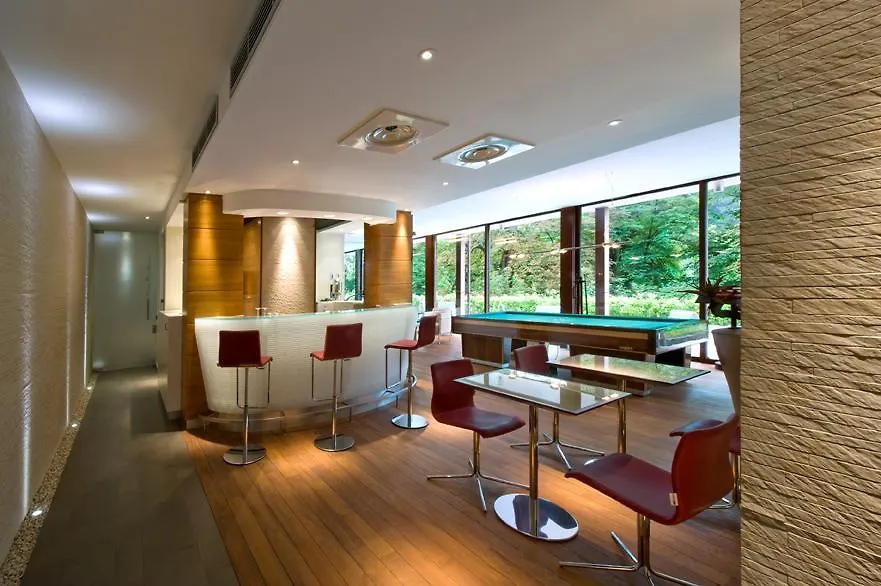 Castello Di Carimate Hotel